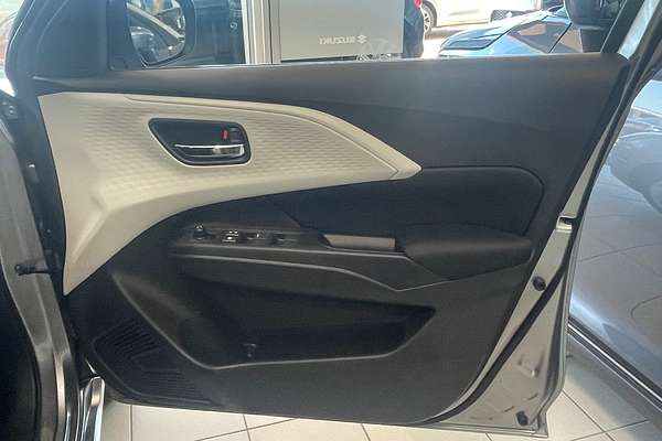 2024 Suzuki Swift Hybrid Plus UZ