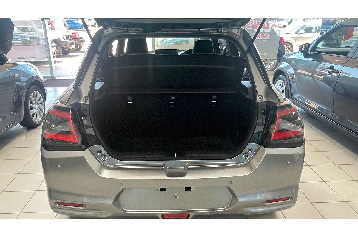 2024 Suzuki Swift Hybrid Plus UZ