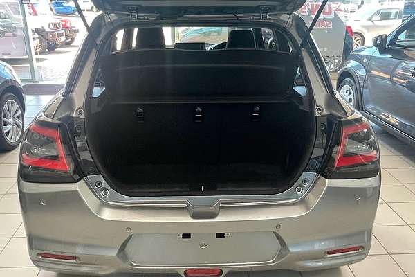 2024 Suzuki Swift Hybrid Plus UZ
