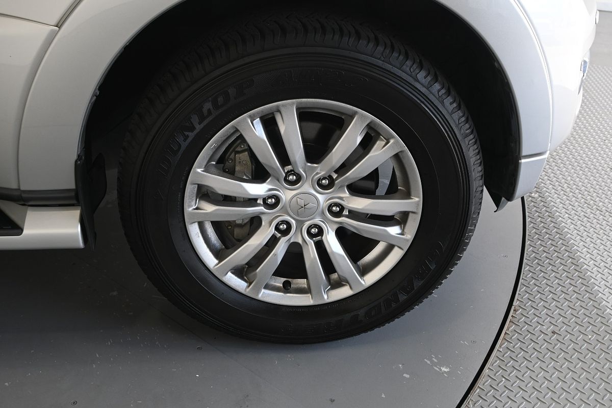 2021 Mitsubishi Pajero 2021 NX8X46