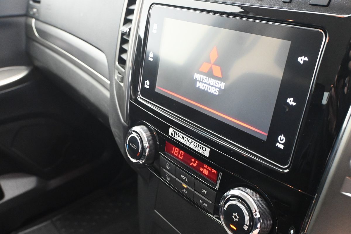 2021 Mitsubishi Pajero 2021 NX8X46