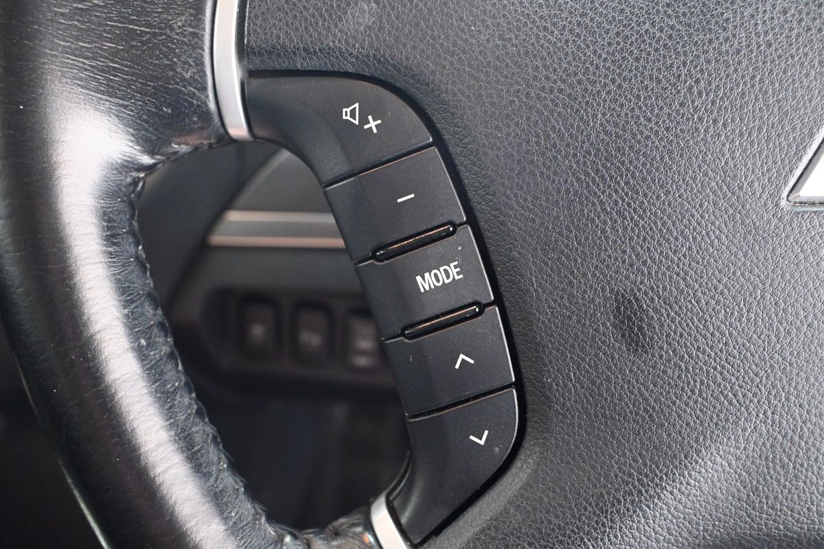 2021 Mitsubishi Pajero 2021 NX8X46