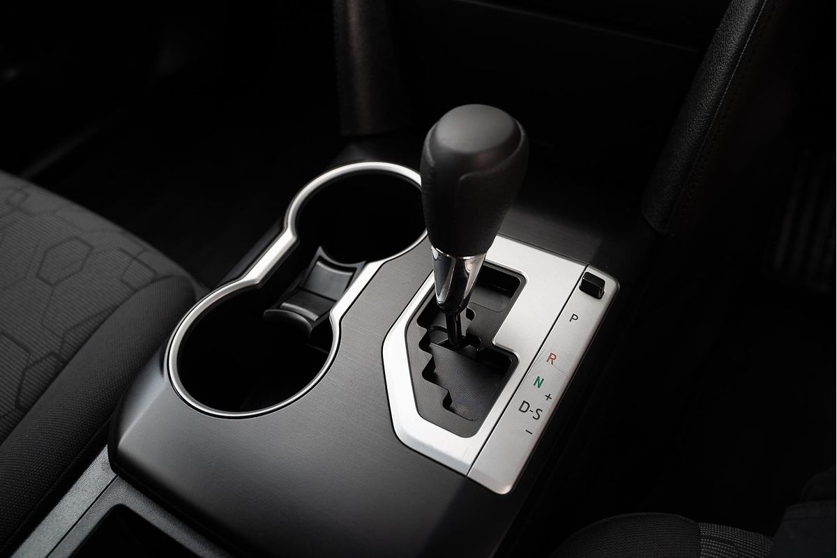 2015 Toyota Camry Altise ASV50R