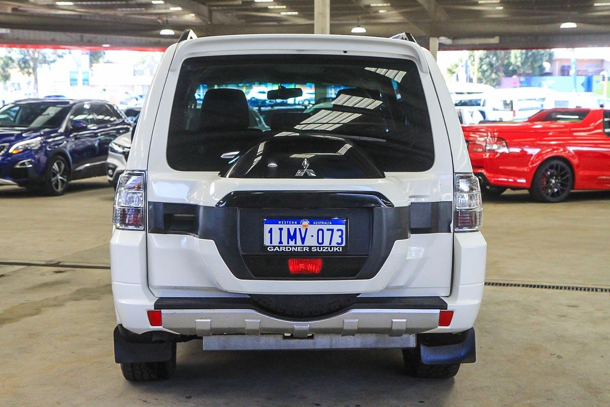 2017 Mitsubishi Pajero GLX NX