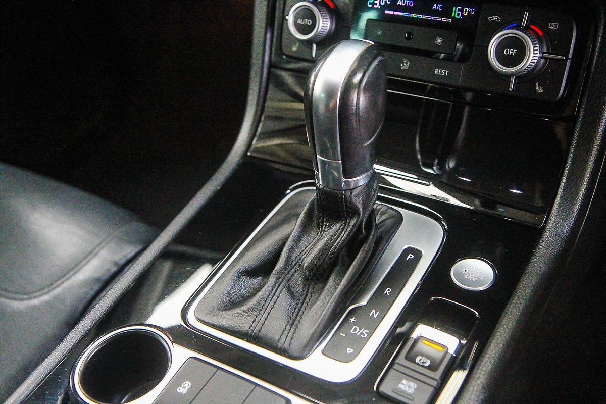 2015 Volkswagen Touareg 150TDI Element 7P
