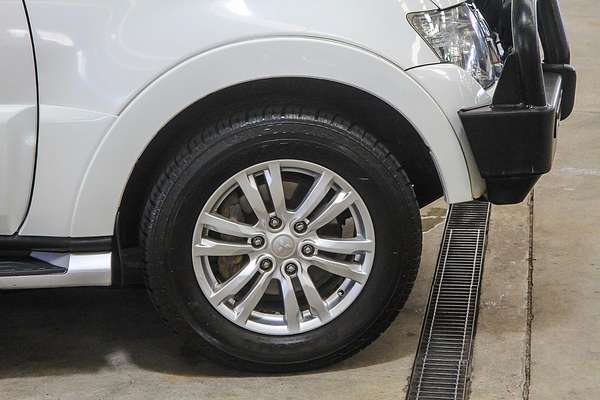 2017 Mitsubishi Pajero GLX NX