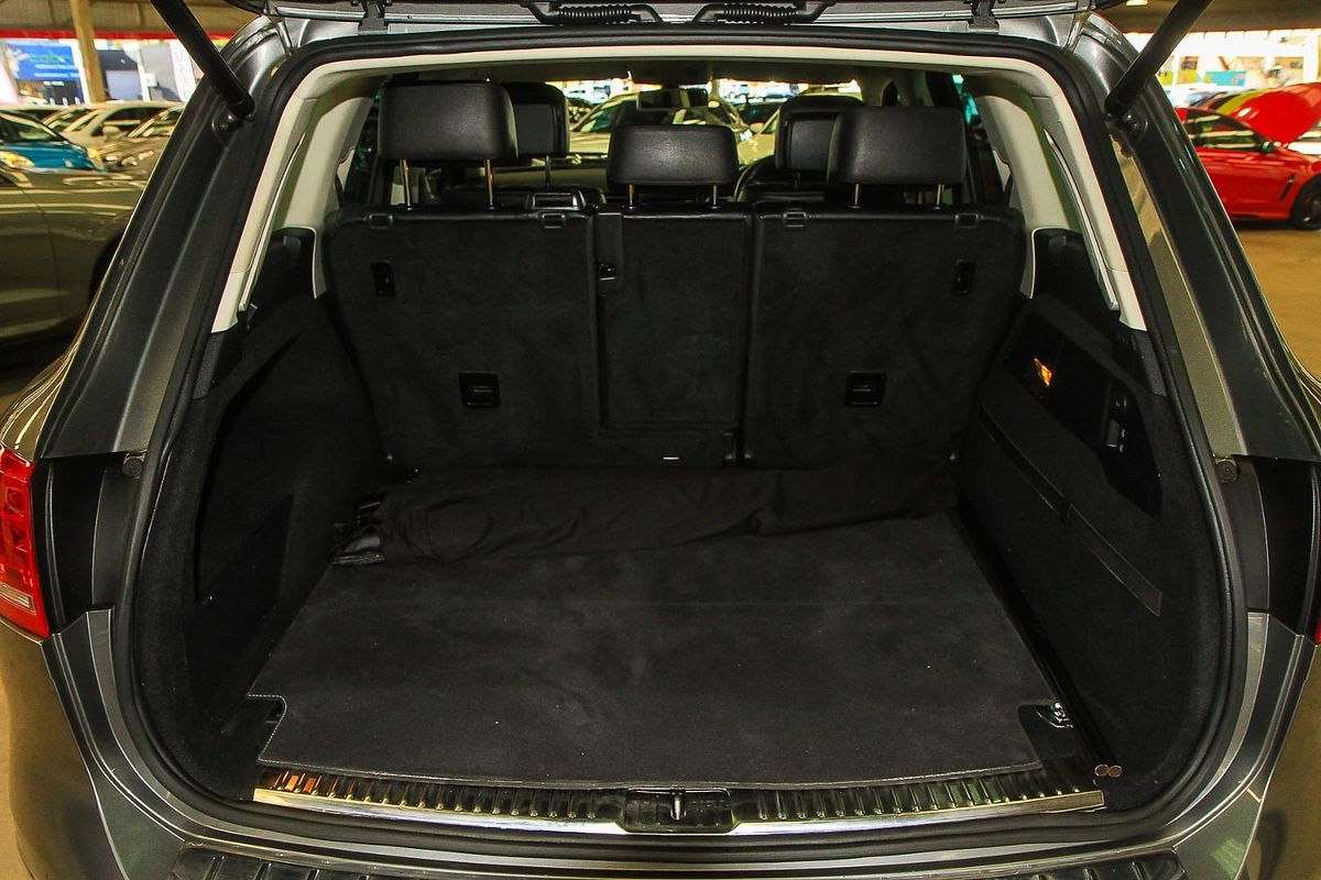 2015 Volkswagen Touareg 150TDI Element 7P