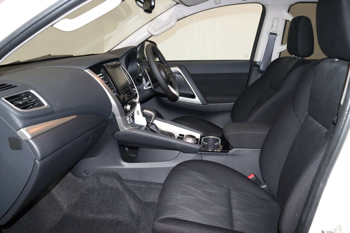 2024 Mitsubishi Pajero Sport GLS QG