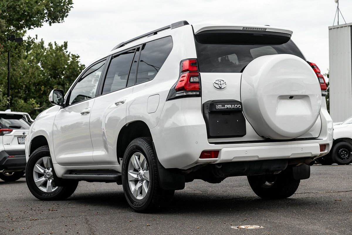 2023 Toyota Landcruiser Prado