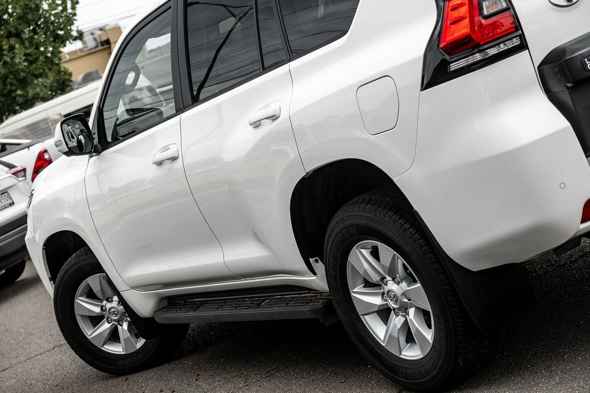 2023 Toyota Landcruiser Prado
