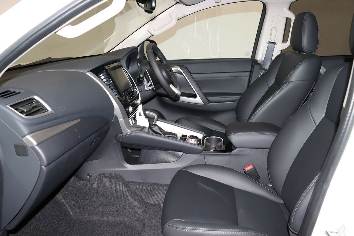 2024 Mitsubishi Pajero Sport GLS QG