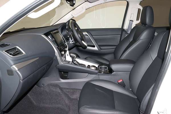 2024 Mitsubishi Pajero Sport GLS QG