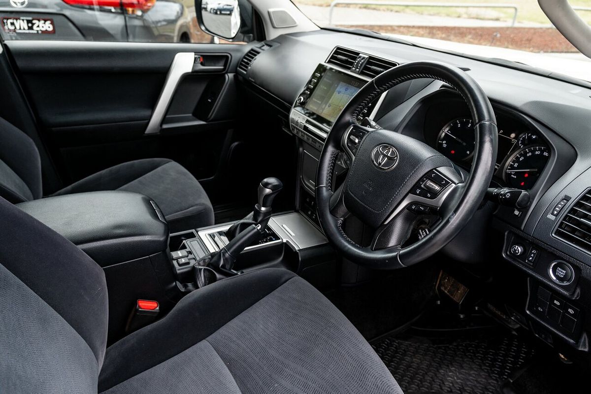 2023 Toyota Landcruiser Prado