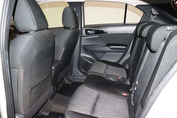 2019 Mitsubishi Eclipse Cross ES YA