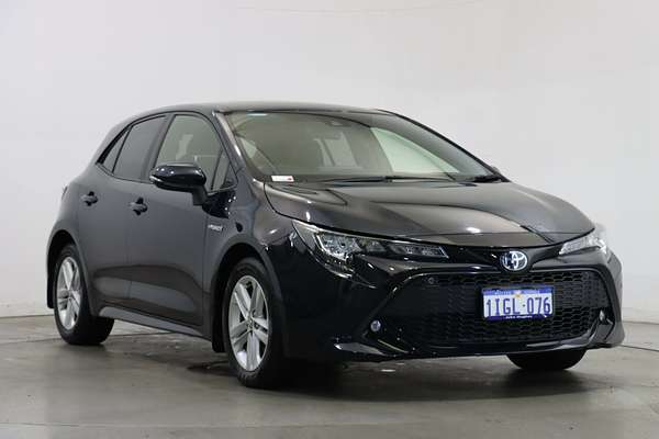2020 Toyota Corolla SX Hybrid ZWE211R
