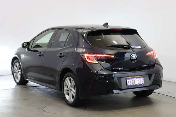 2020 Toyota Corolla SX Hybrid ZWE211R