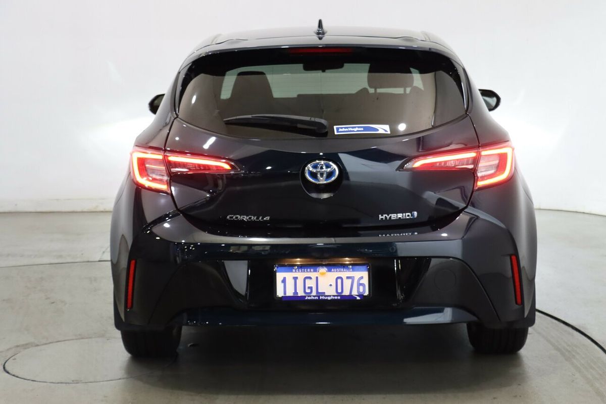 2020 Toyota Corolla SX Hybrid ZWE211R