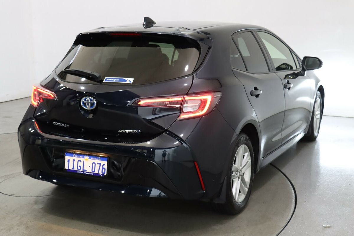 2020 Toyota Corolla SX Hybrid ZWE211R