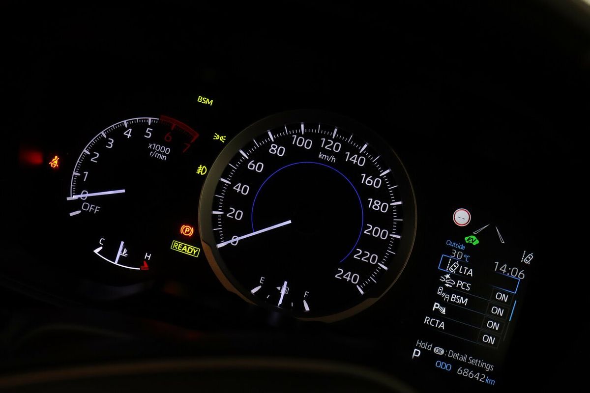 2020 Toyota Corolla SX Hybrid ZWE211R