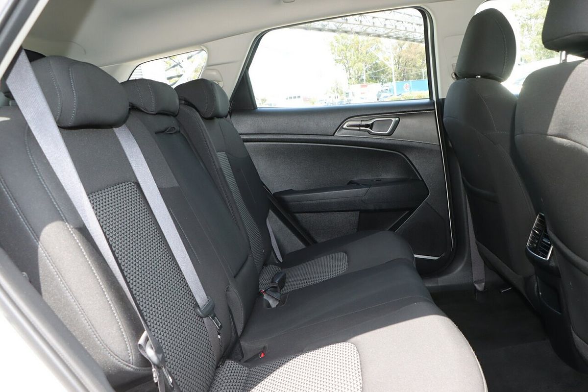 2022 Kia Sportage S NQ5