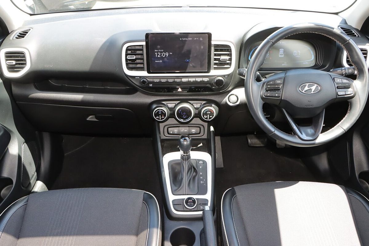 2022 Hyundai Venue Elite QX.V4