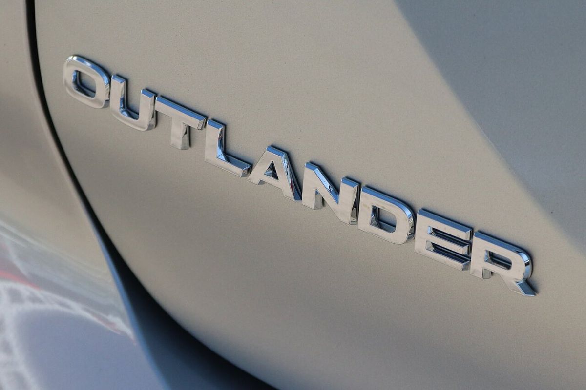 2024 Mitsubishi Outlander Aspire ZM