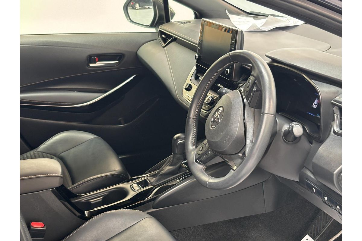 2020 Toyota Corolla Touring Hybrid WxB ZWE211