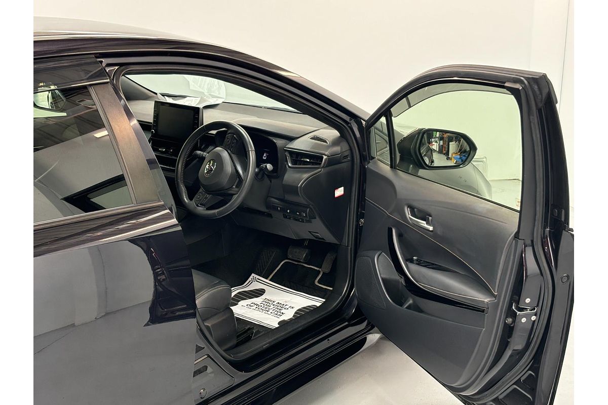 2020 Toyota Corolla Touring Hybrid WxB ZWE211