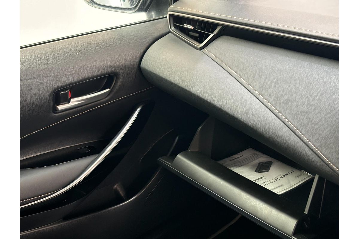 2020 Toyota Corolla Touring Hybrid WxB ZWE211