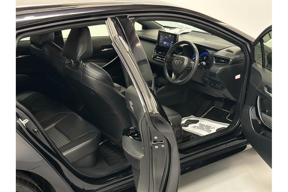 2020 Toyota Corolla Touring Hybrid WxB ZWE211