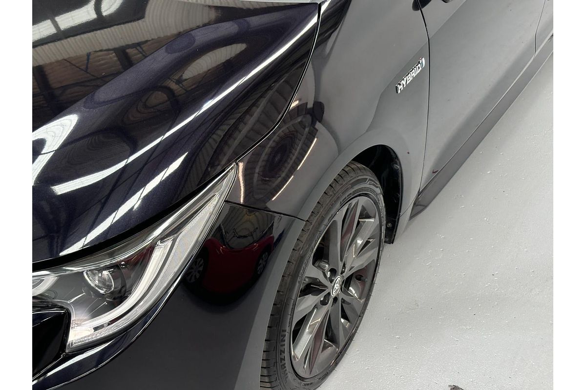 2020 Toyota Corolla Touring Hybrid WxB ZWE211