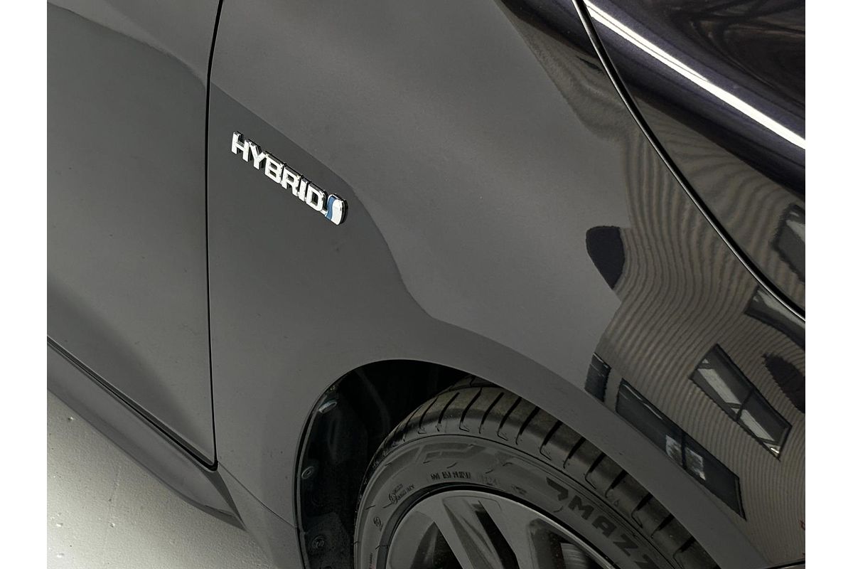 2020 Toyota Corolla Touring Hybrid WxB ZWE211
