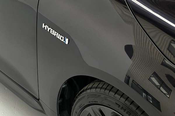2020 Toyota Corolla Touring Hybrid WxB ZWE211