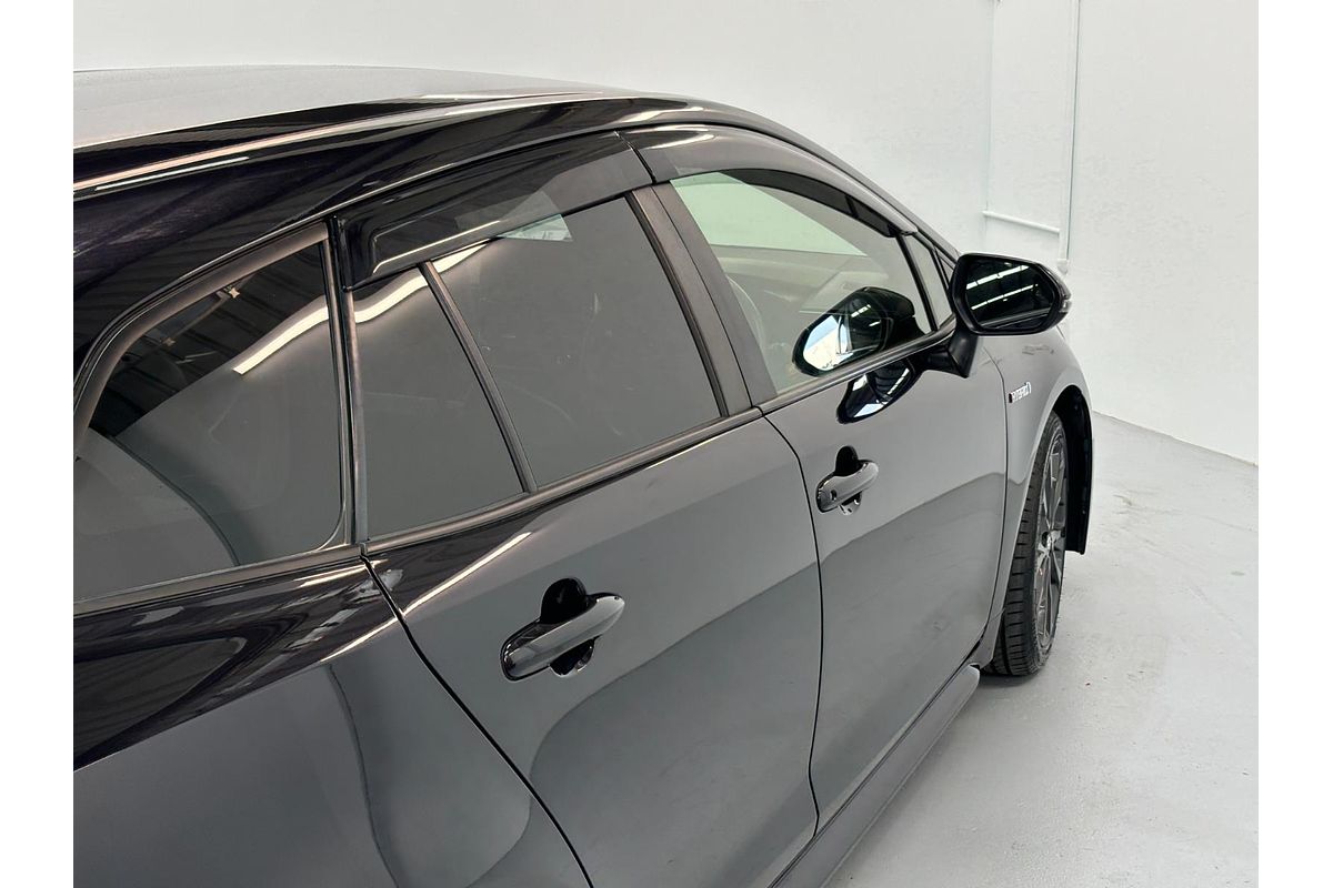 2020 Toyota Corolla Touring Hybrid WxB ZWE211