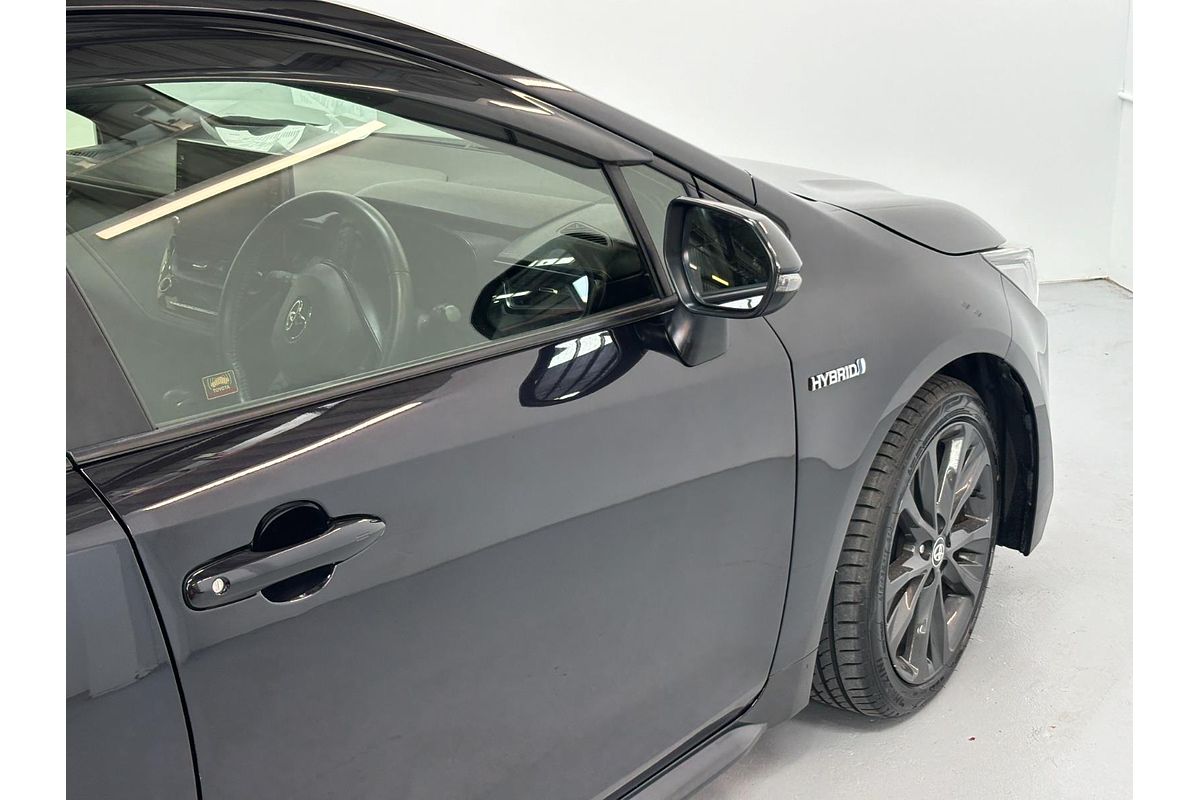 2020 Toyota Corolla Touring Hybrid WxB ZWE211