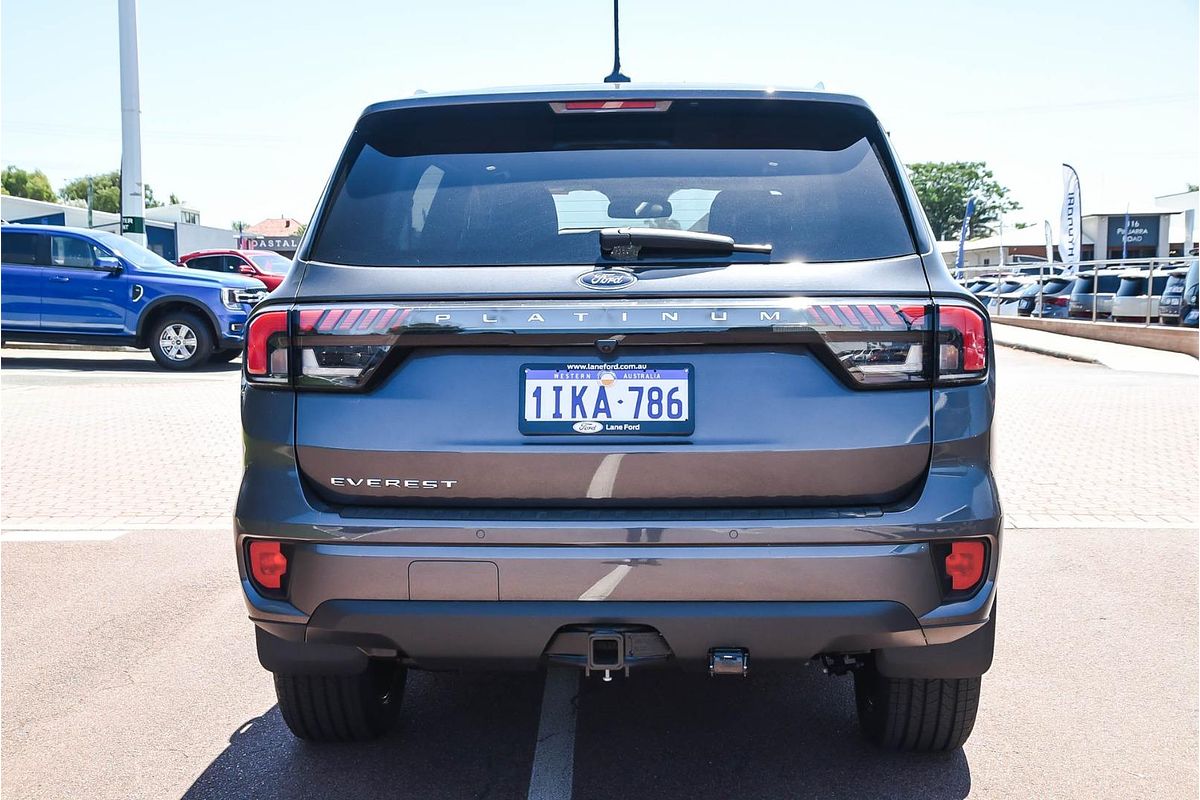 2024 Ford Everest Platinum
