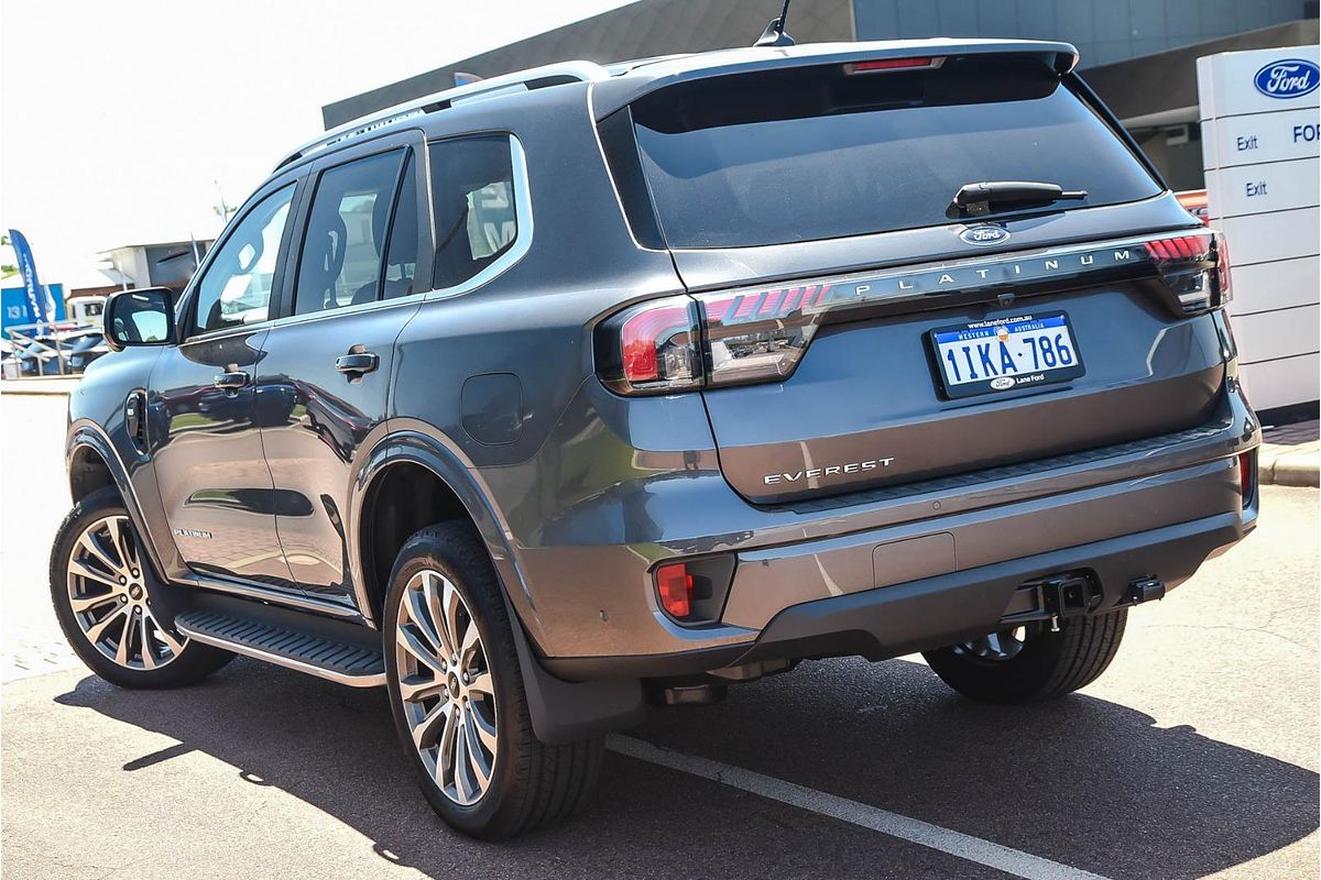 2024 Ford Everest Platinum