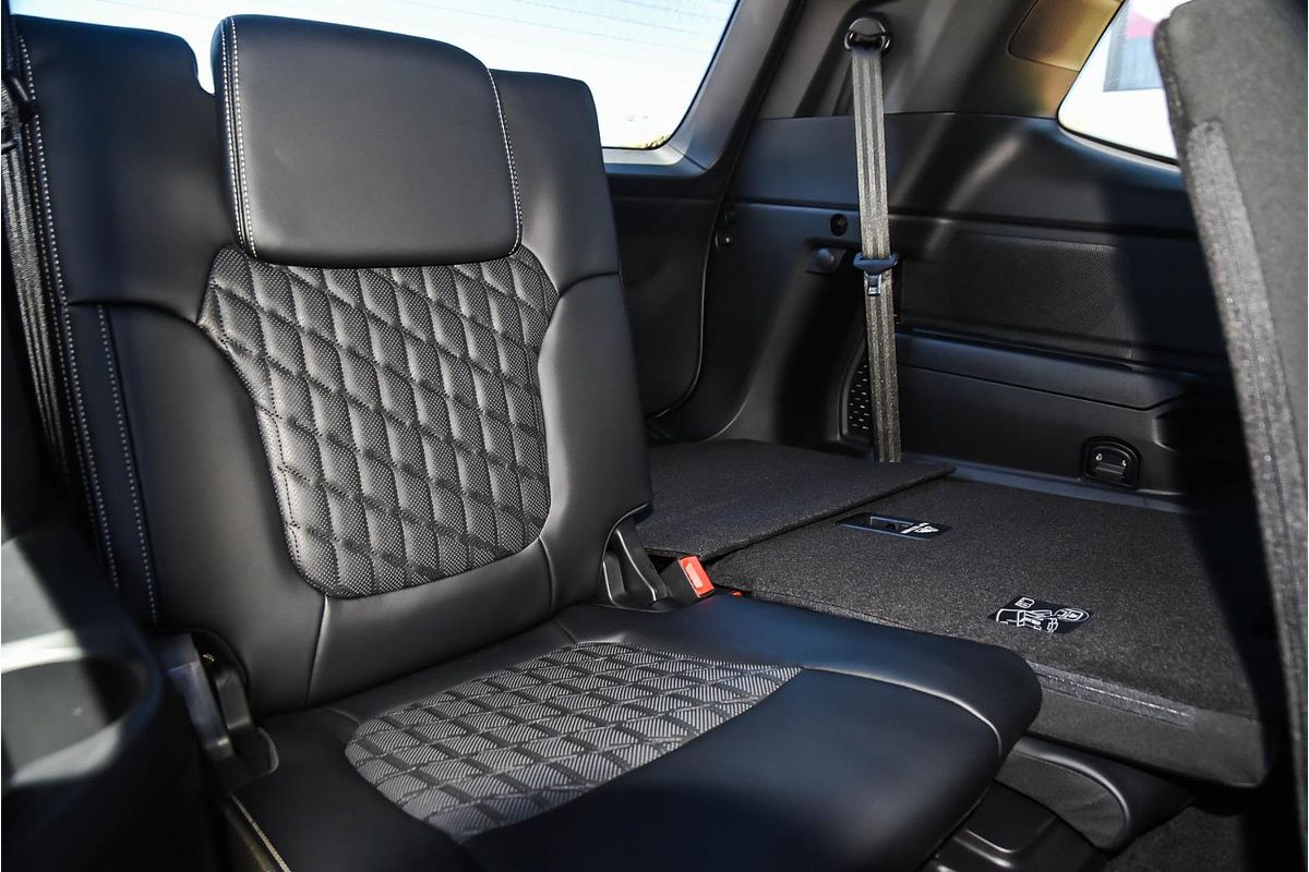 2024 Ford Everest Platinum