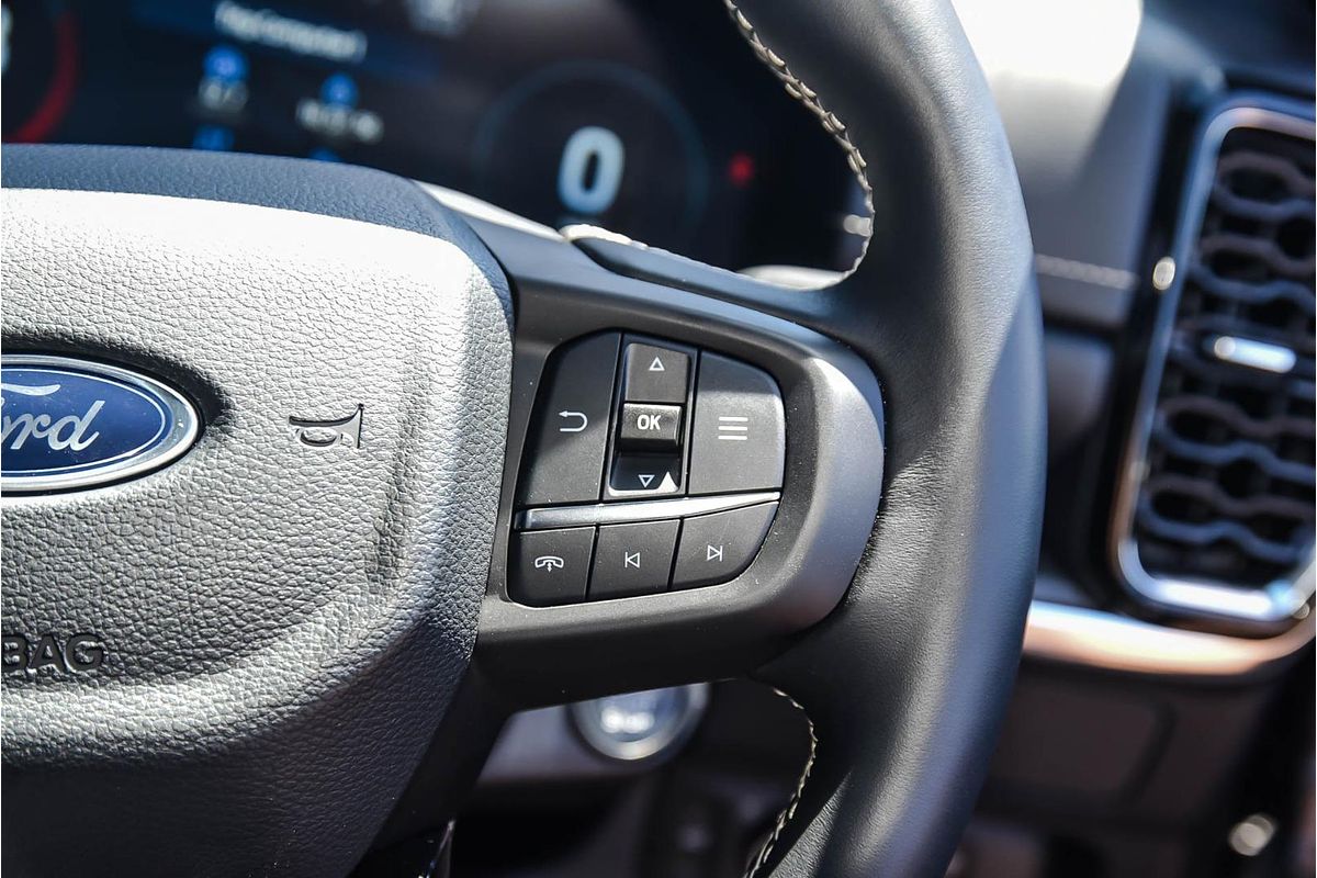2024 Ford Everest Platinum