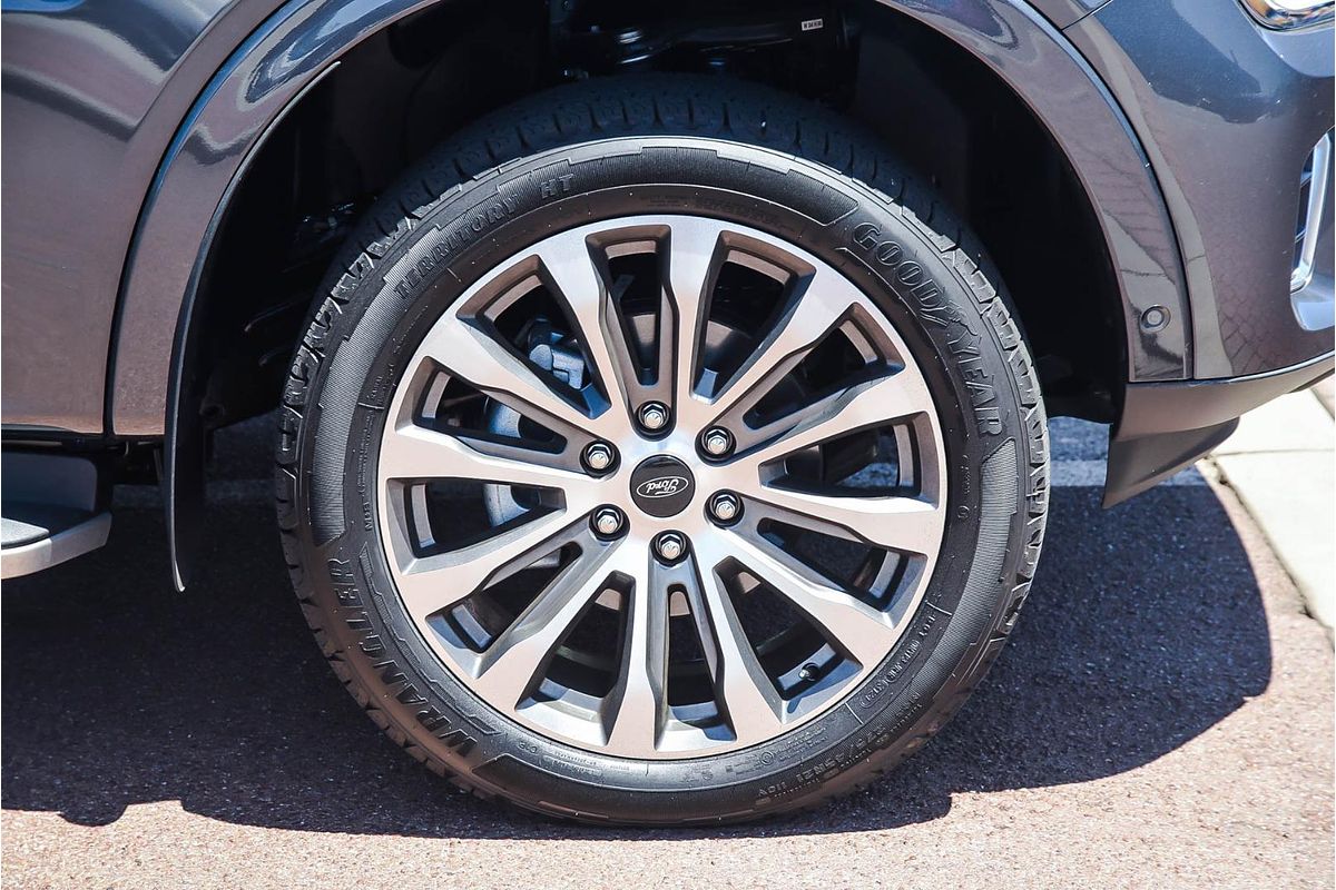 2024 Ford Everest Platinum