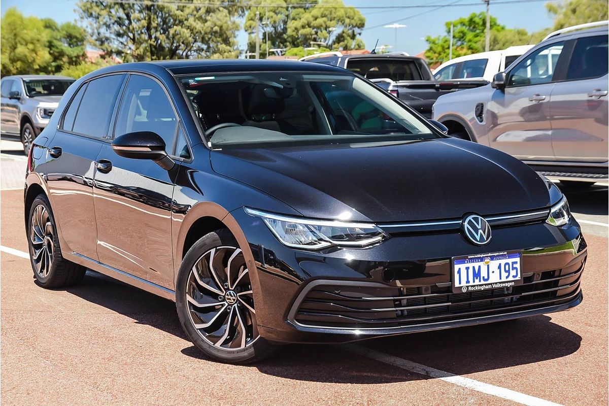 2023 Volkswagen Golf 110TSI 8