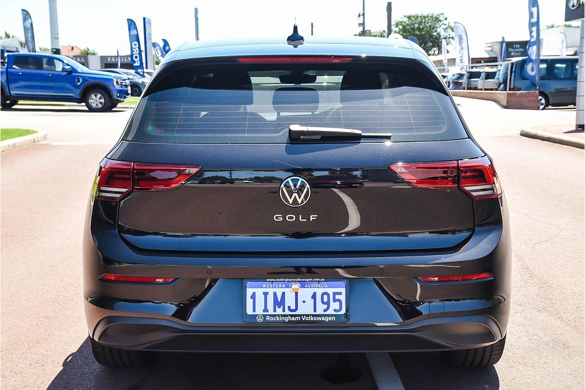 2023 Volkswagen Golf 110TSI 8