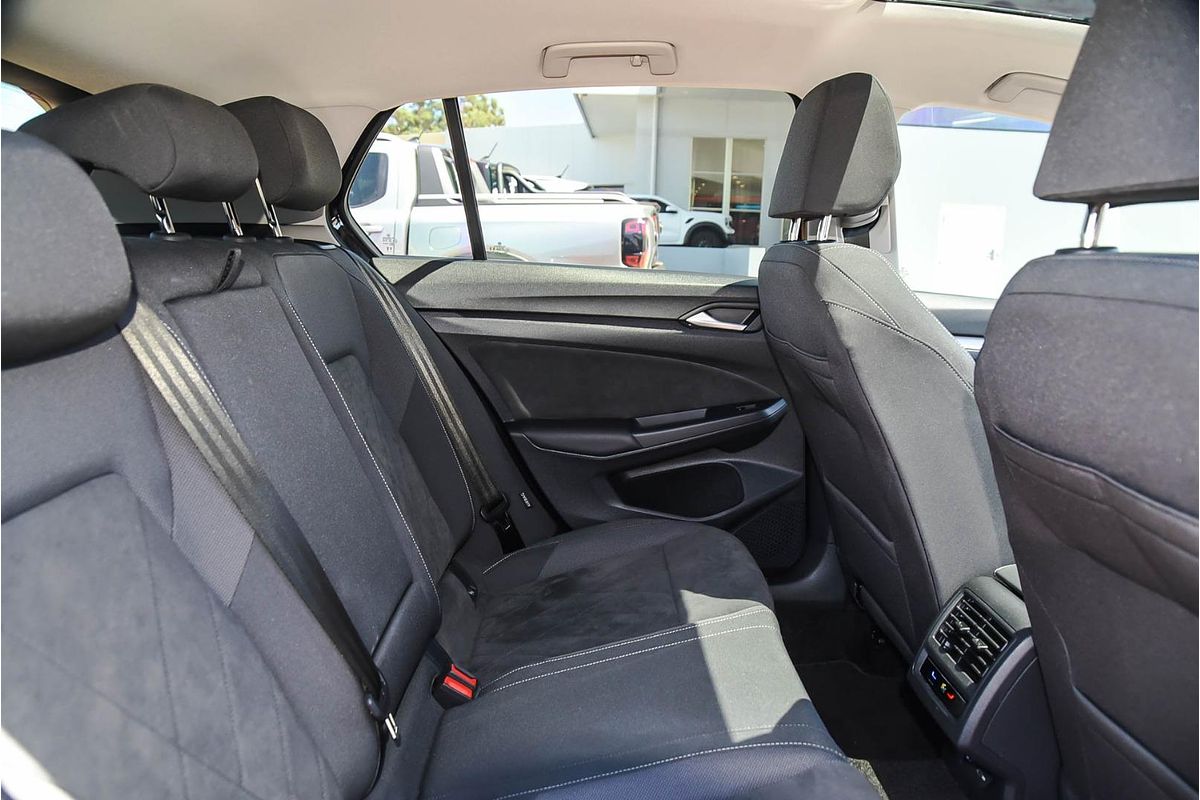 2023 Volkswagen Golf 110TSI 8