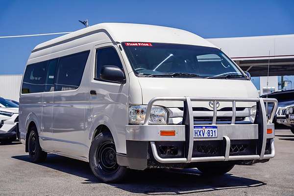 2018 Toyota Hiace Commuter KDH223R