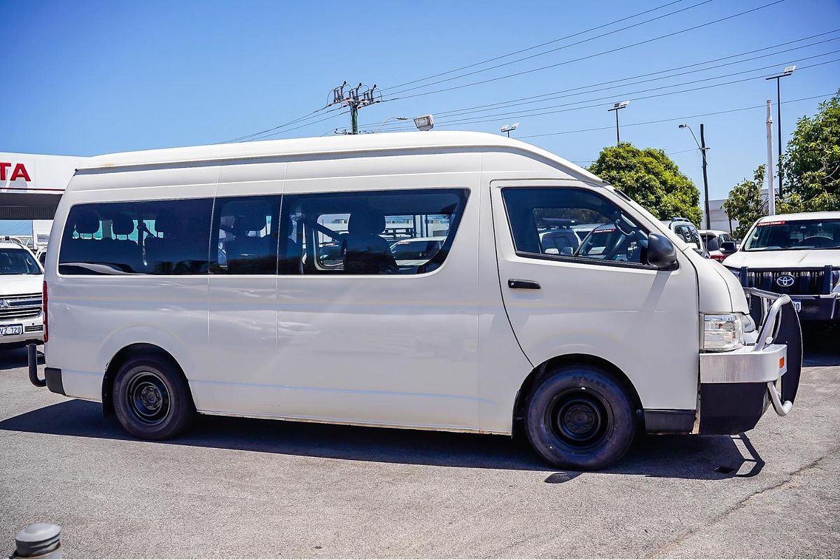 2018 Toyota Hiace Commuter KDH223R