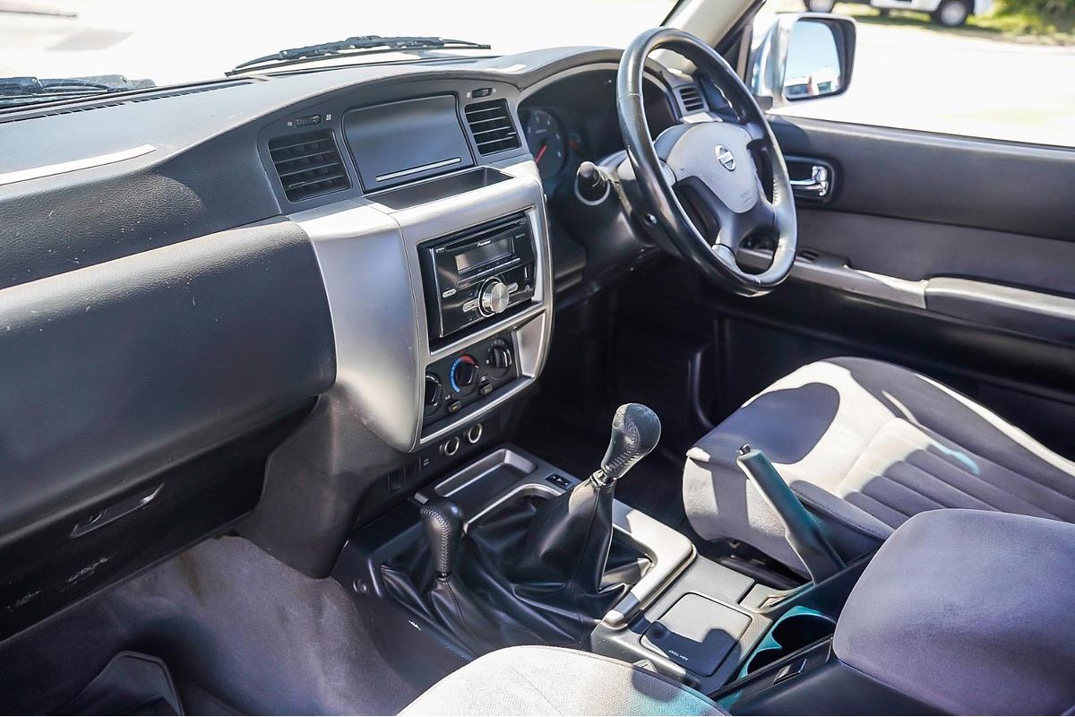 2007 Nissan Patrol ST GU IV