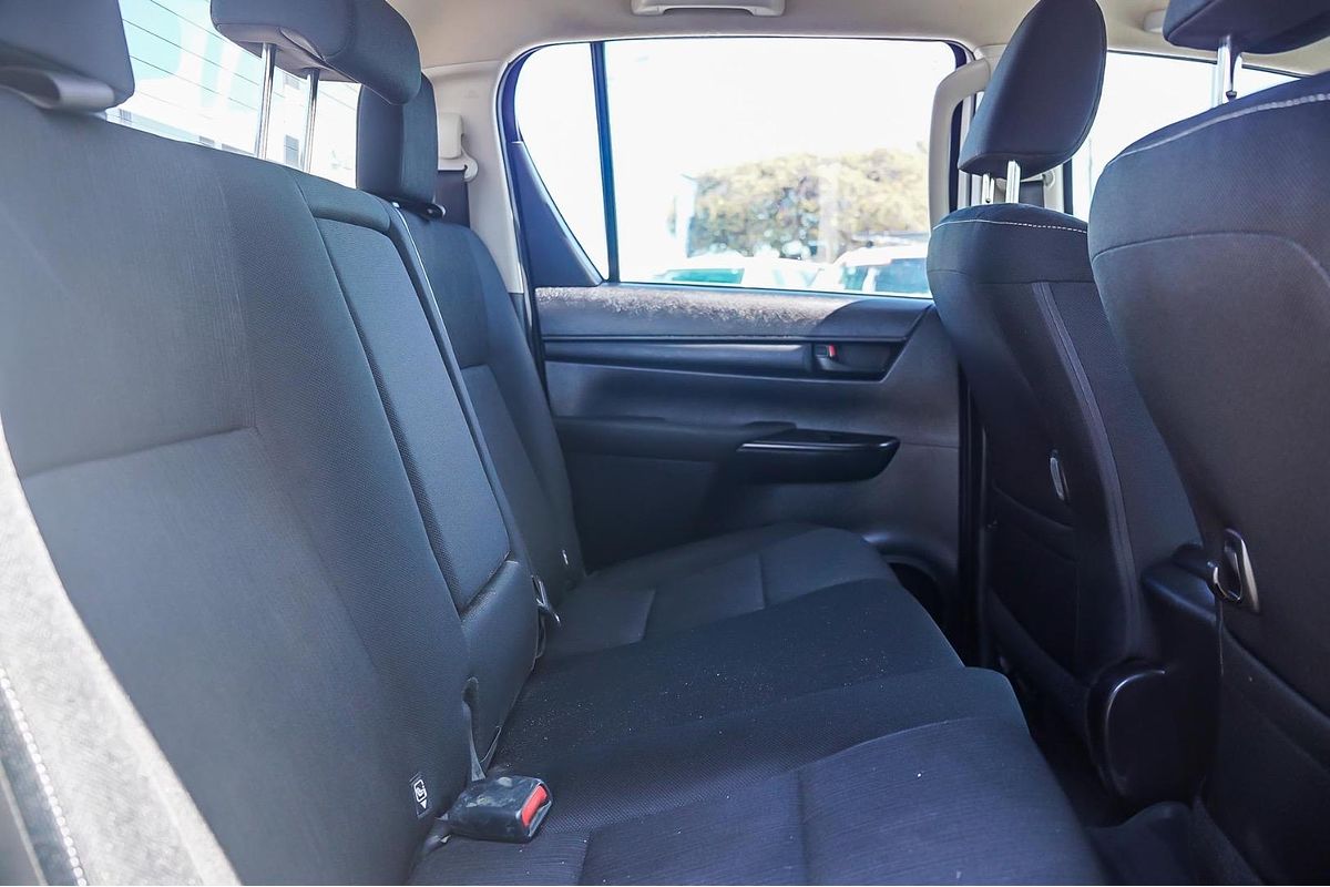 2019 Toyota Hilux SR GUN126R 4X4