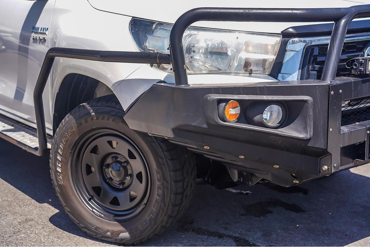 2019 Toyota Hilux SR GUN126R 4X4