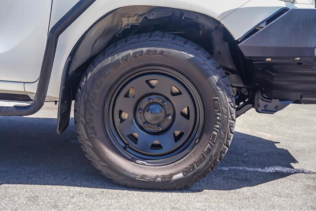 2019 Toyota Hilux SR GUN126R 4X4