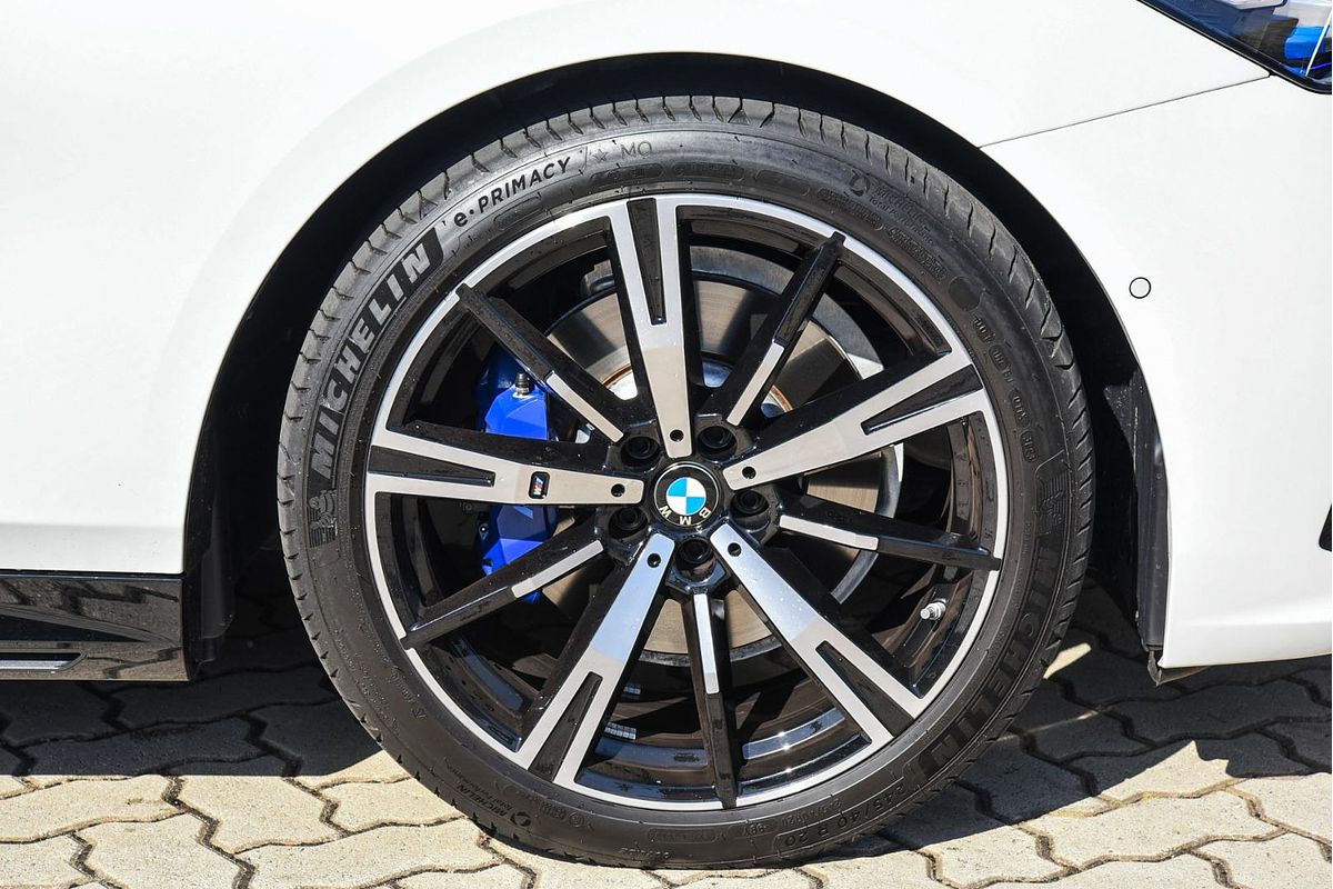 2024 BMW 5 Series 520i M Sport G60